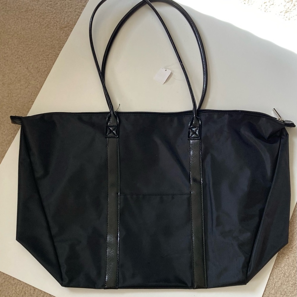 Large tote